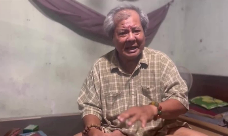 Cuộc sống cô độc của nghệ sĩ Hoàng Linh